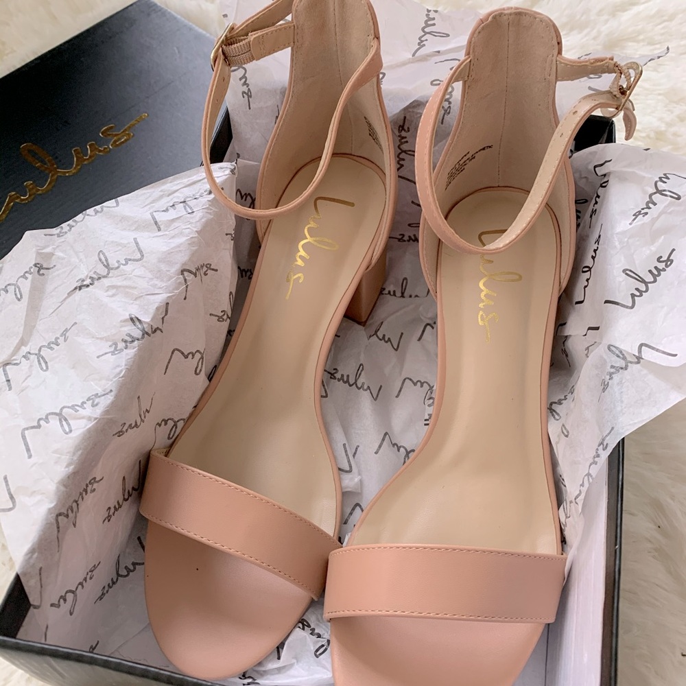 NEW with Box- Lulus Harper Almond Ankle Strap Heel Size 8.5